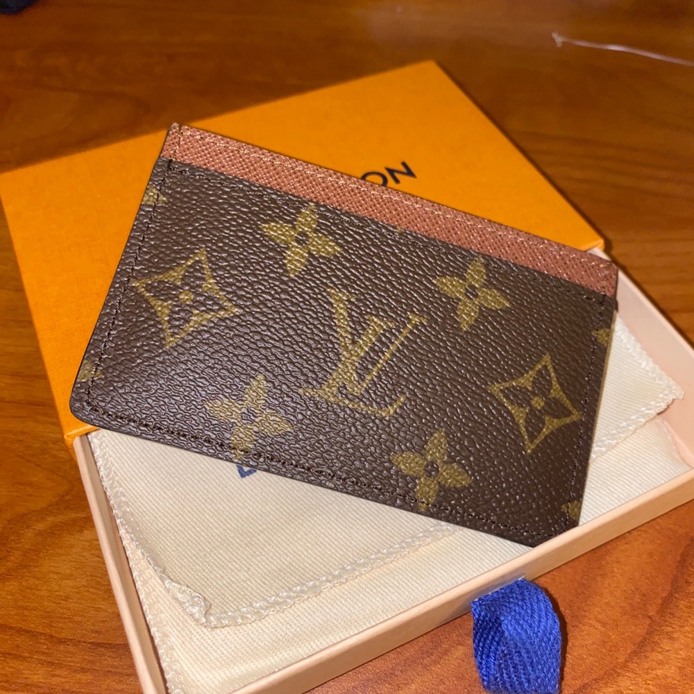 LV card holder